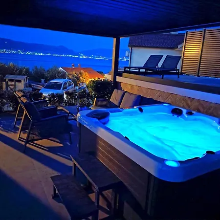 Villa Madu --- Entire Private Villa With Jacuzzi Trogir Exterior photo
