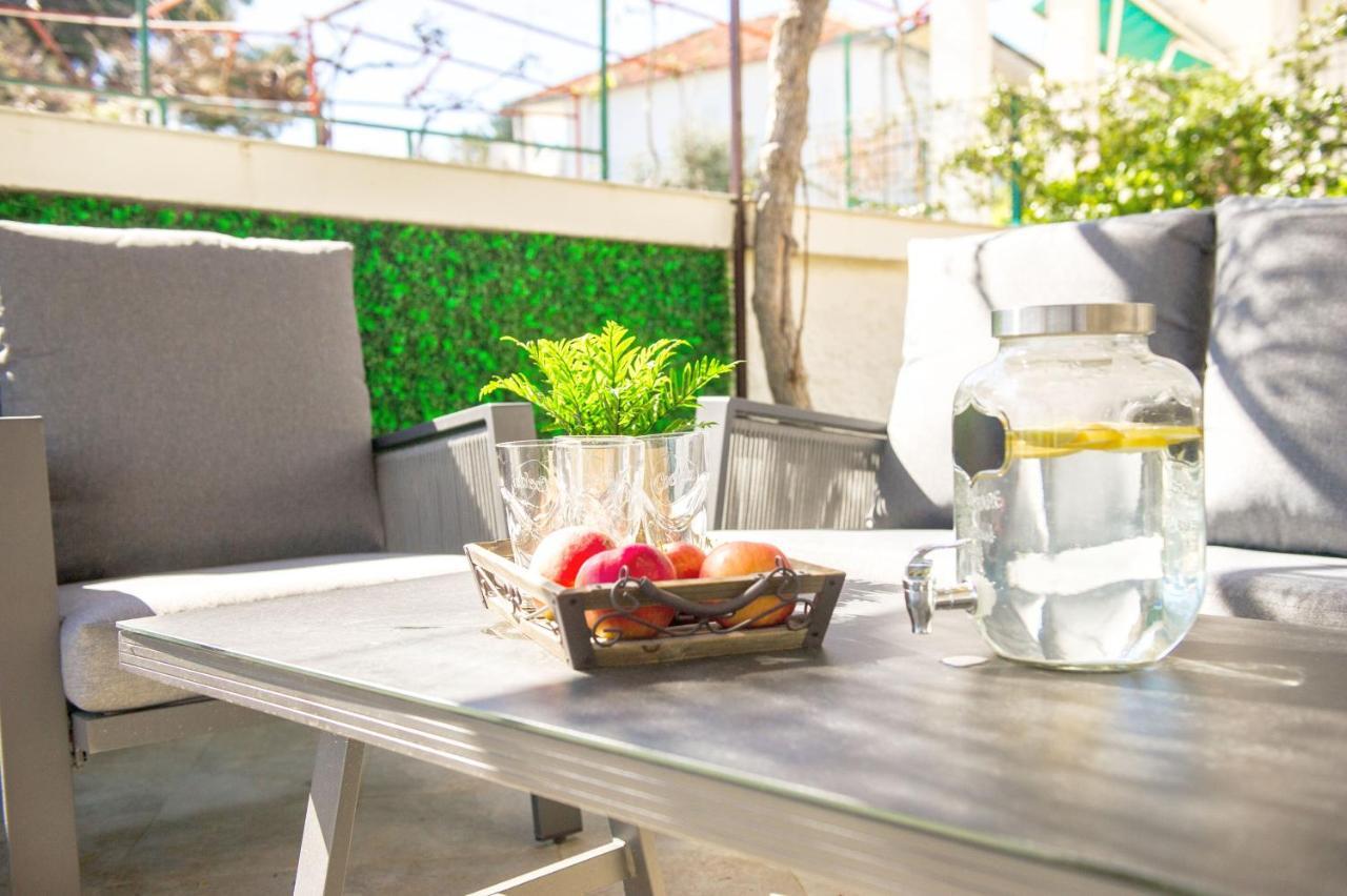 Madu --- Entire Private With Jacuzzi Villa Trogir