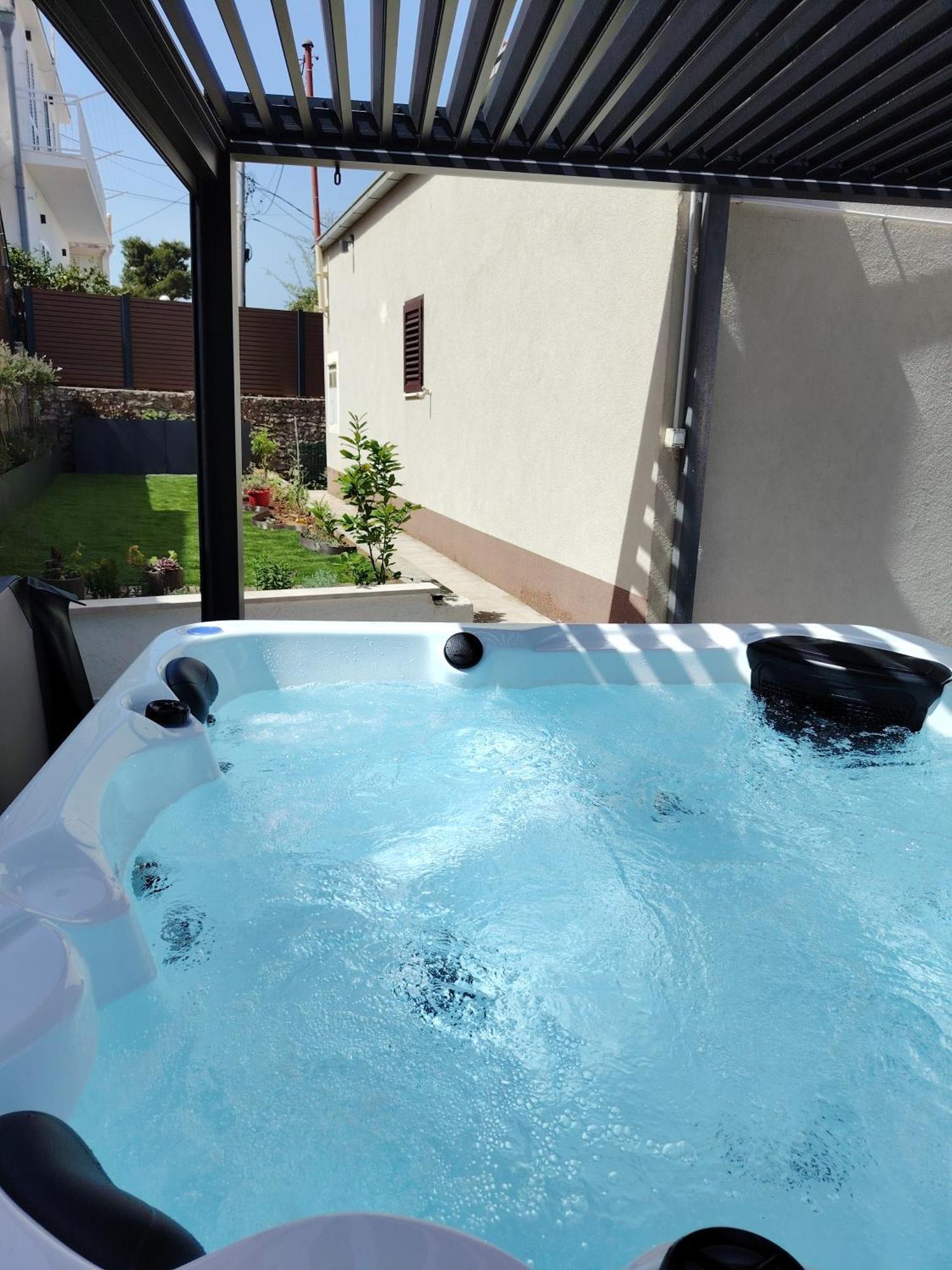 Madu --- Entire Private With Jacuzzi Villa