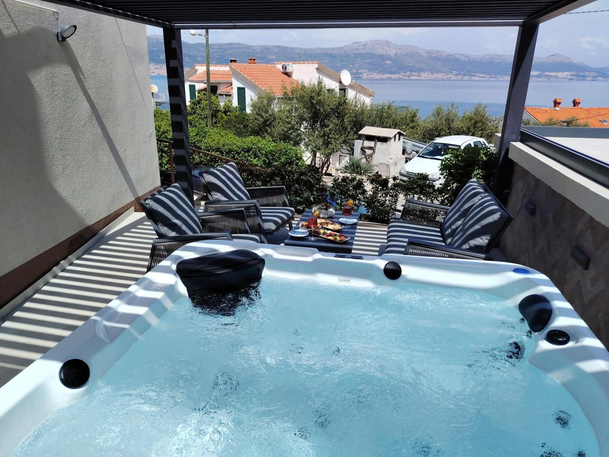 Madu --- Entire Private With Jacuzzi Villa *
